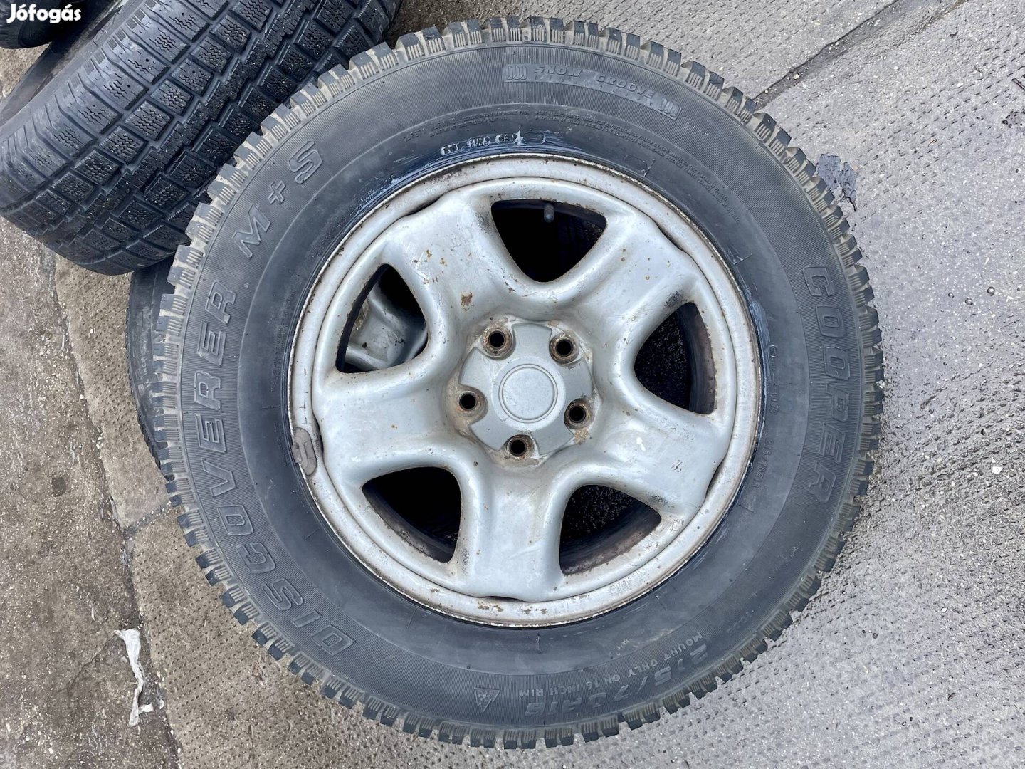 Toyota Rav4 lemezfelni garnitúra téli gumivan