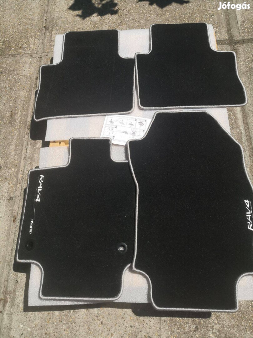 Toyota Rav4 új gyári szövet szönyeg