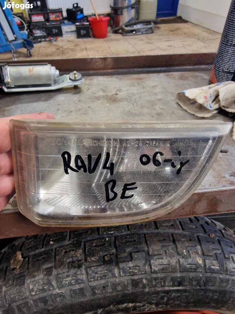 Toyota Rav 4 00-05 Bal Első Ködlámpa