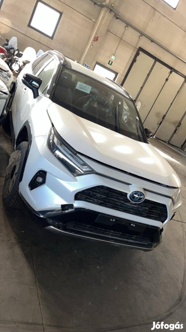 Toyota Rav 4 2024 Face Lift Komplett eleje+ légzsákszett eladó