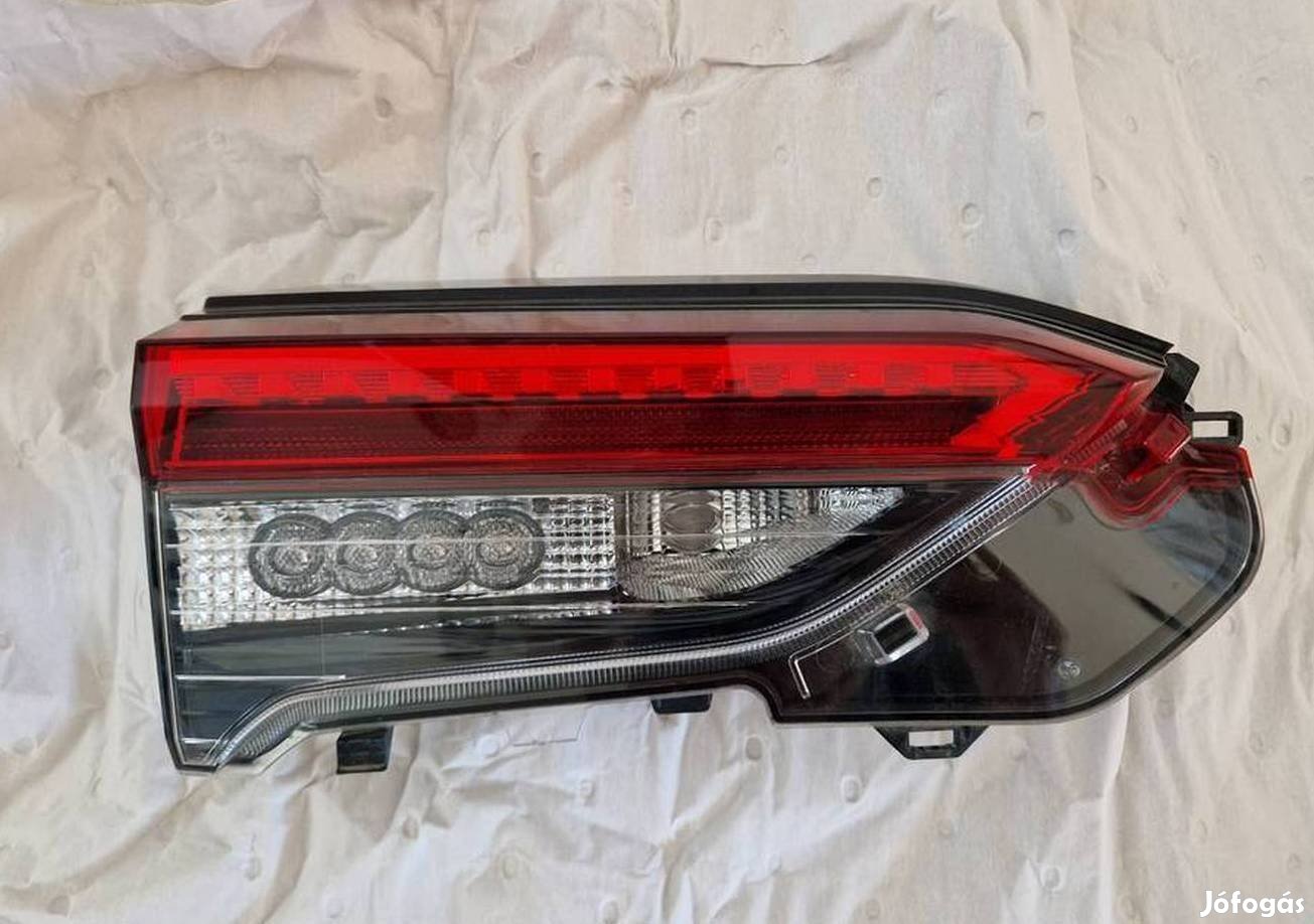 Toyota Rav 4 Rav4 bal hátsó belső lámpa 2019-