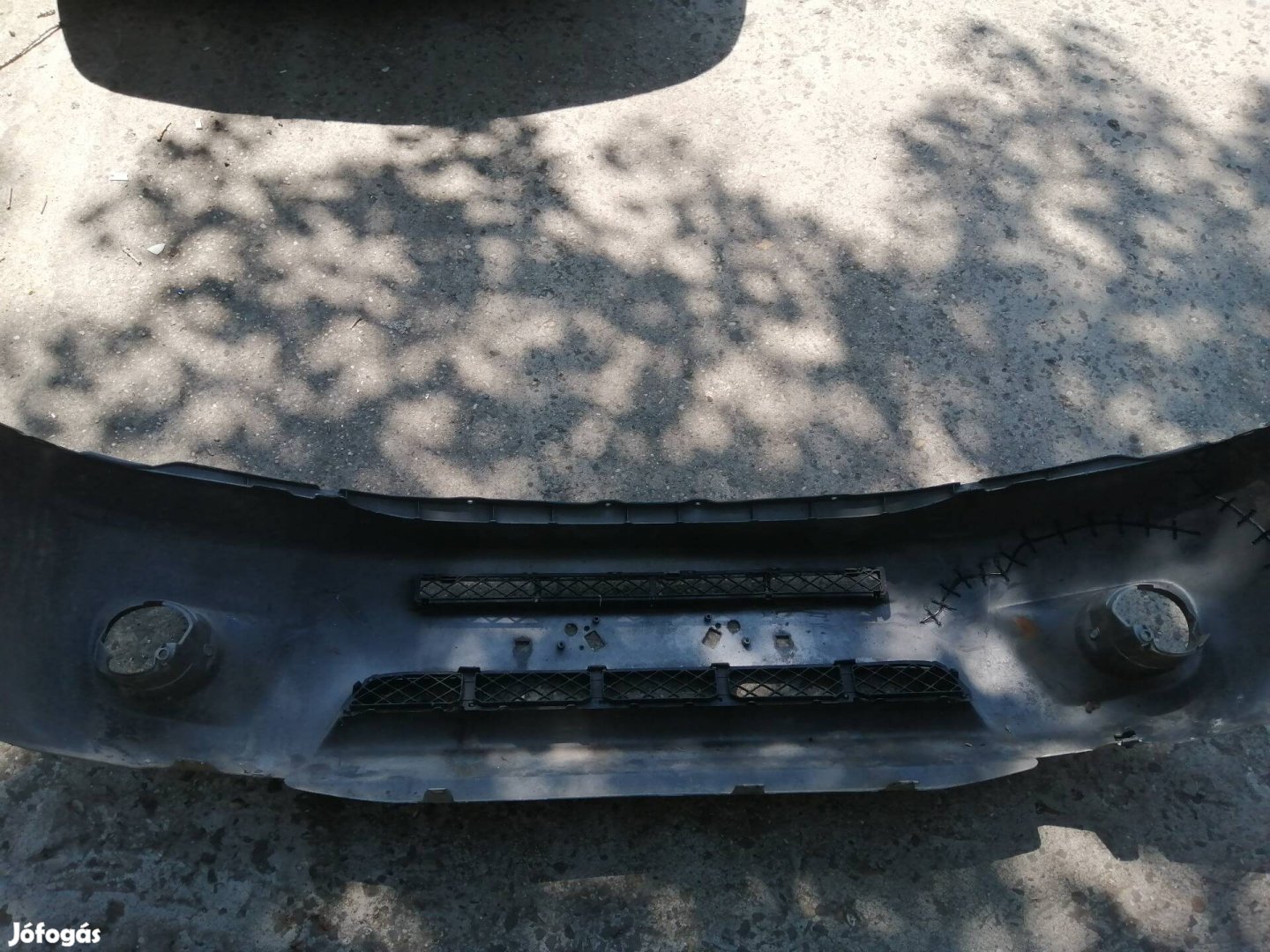 Toyota Rav 4 első lökhárító 