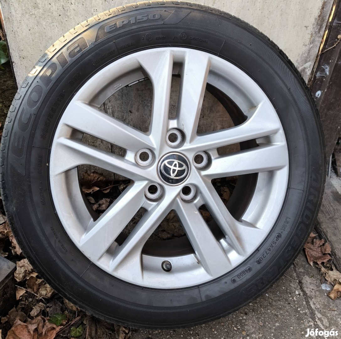 Toyota Suzuki swace felni alufelni 5x114,3 16"+ nyári gumi