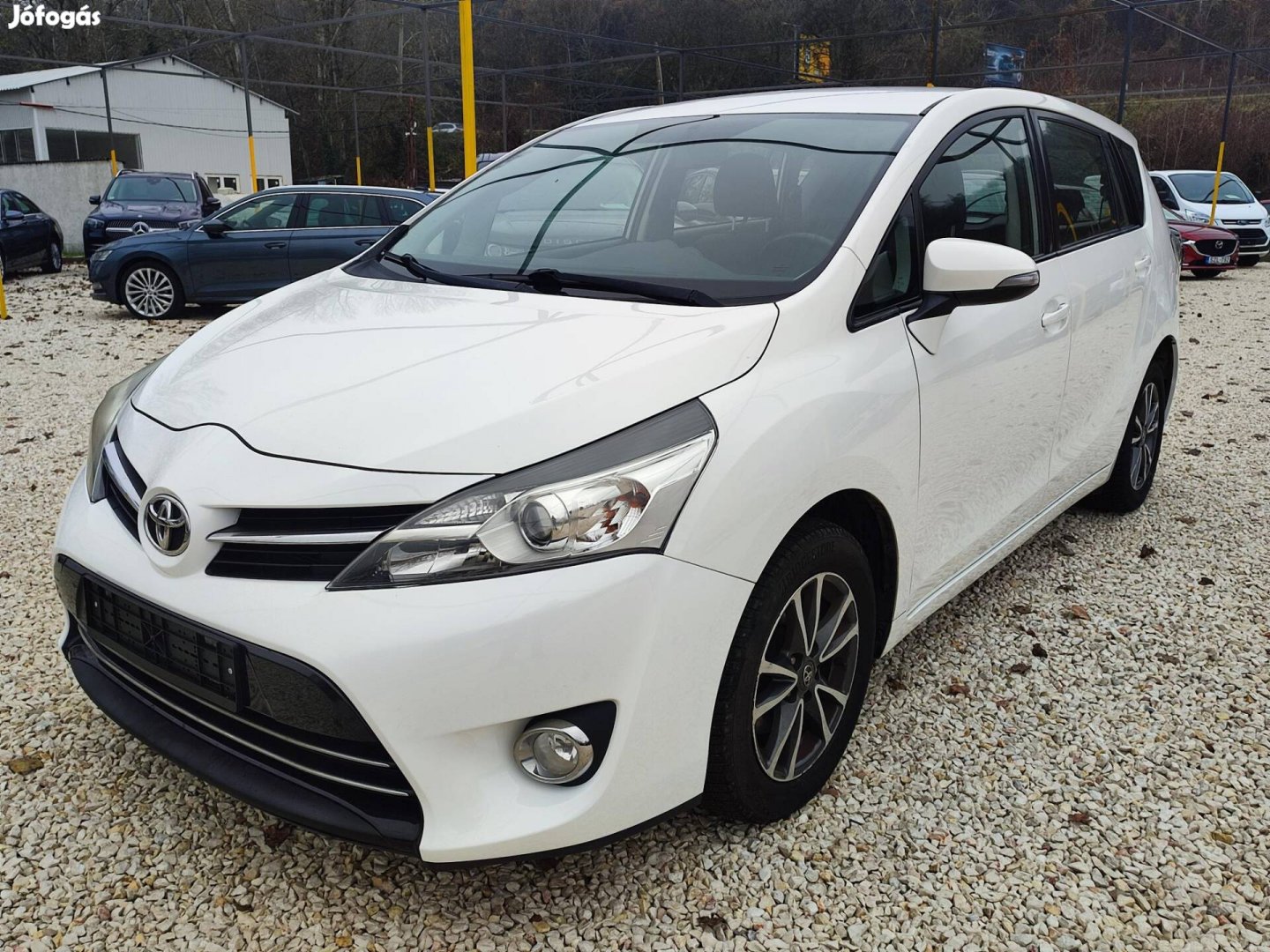 Toyota Verso 1.6 D-4D Active Vonóhorog-Alufelni...