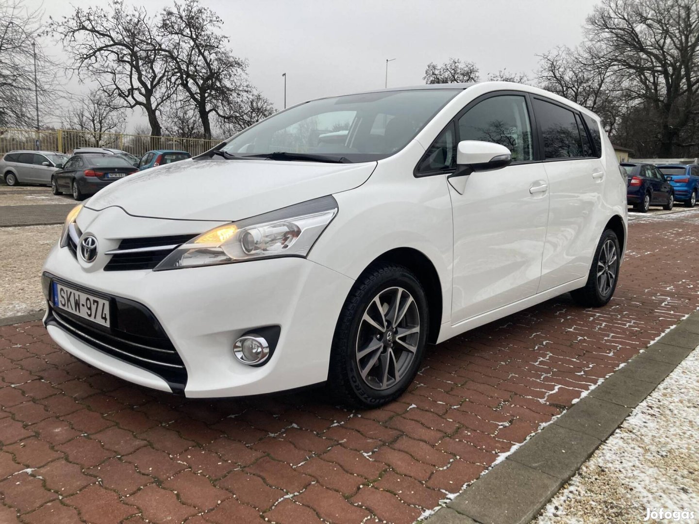 Toyota Verso 1.6 D-4D Executive Skyview TSS PAN...