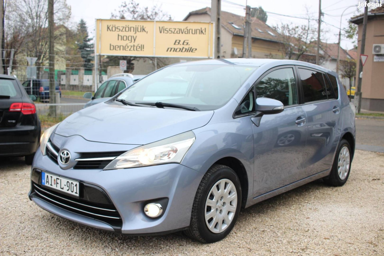 Toyota Verso 1.6 Style Navi Tolatókamera // DIG...