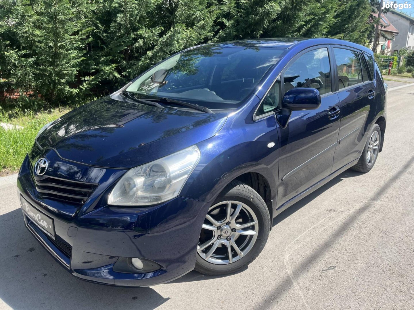 Toyota Verso 1.6 (5 személyes ) szép. leinformá...