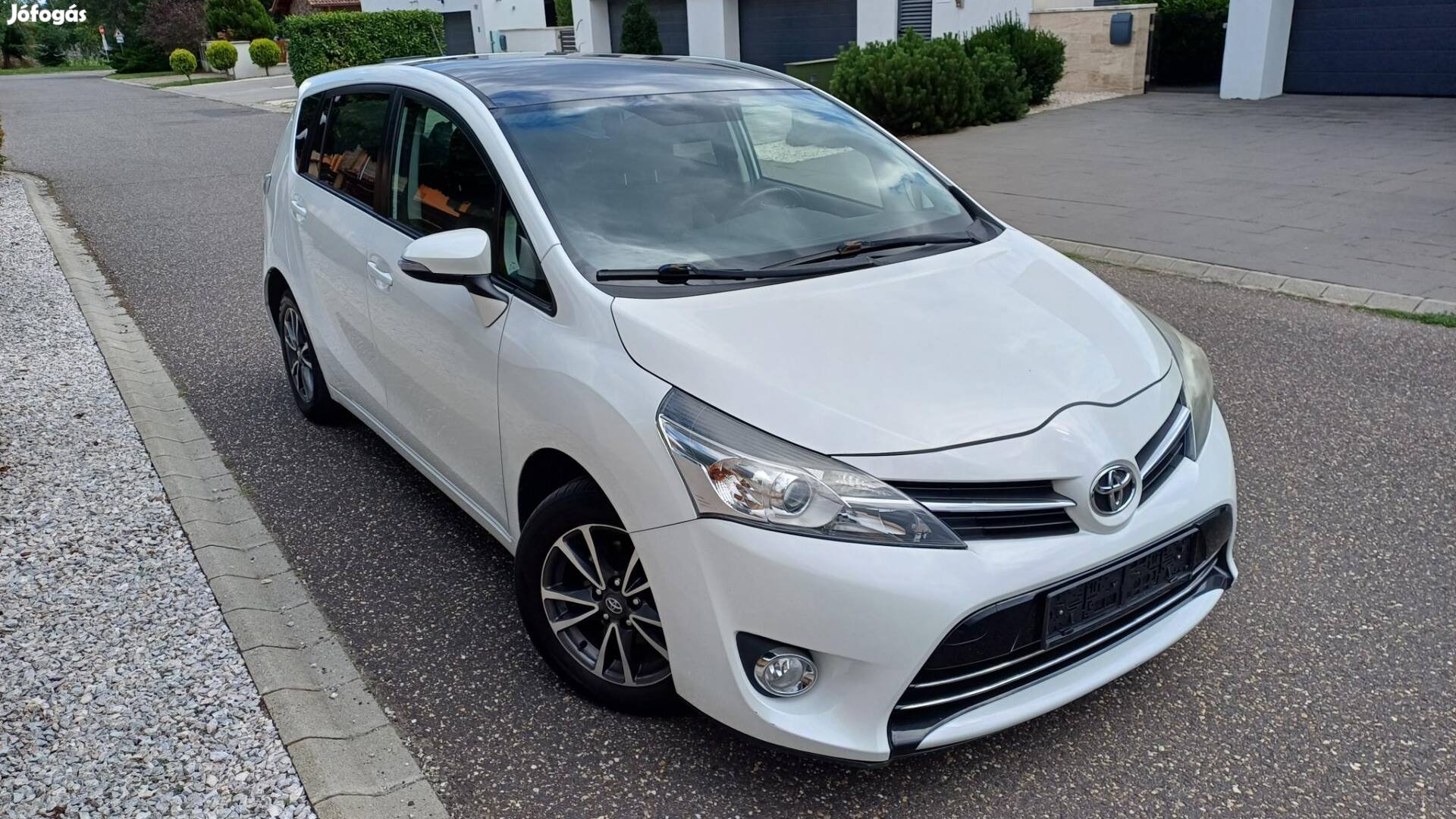 Toyota Verso 2.0 D-4D Active Gyöngyházfehér - F...
