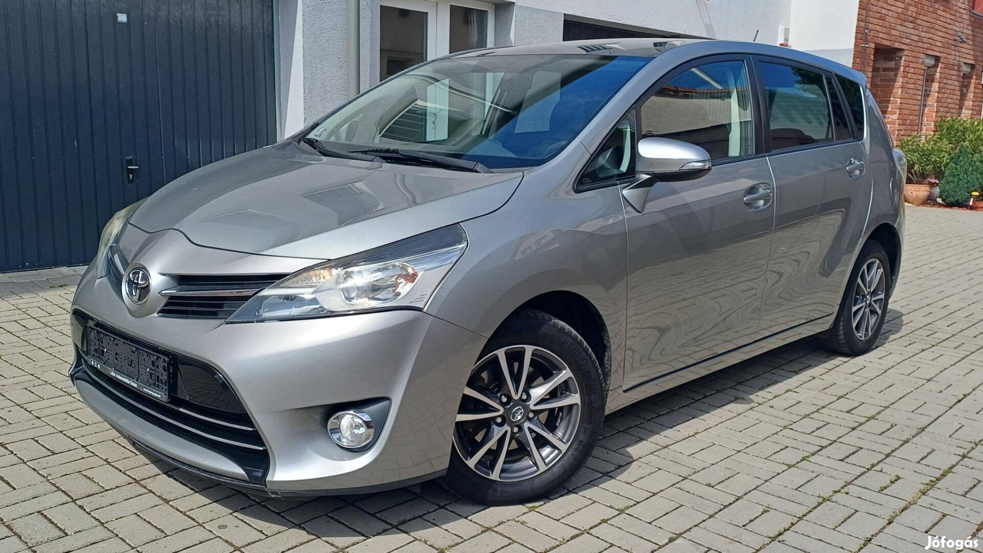 Toyota Verso 2.0 D-4D Limited 185E KM - Üvegtet...