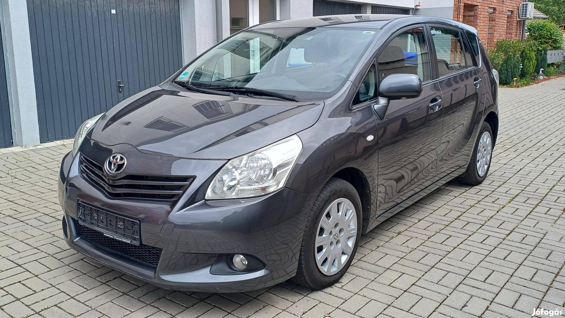 Toyota Verso 2.0 D-4D Luna 183E KM - Sz.könyv -...