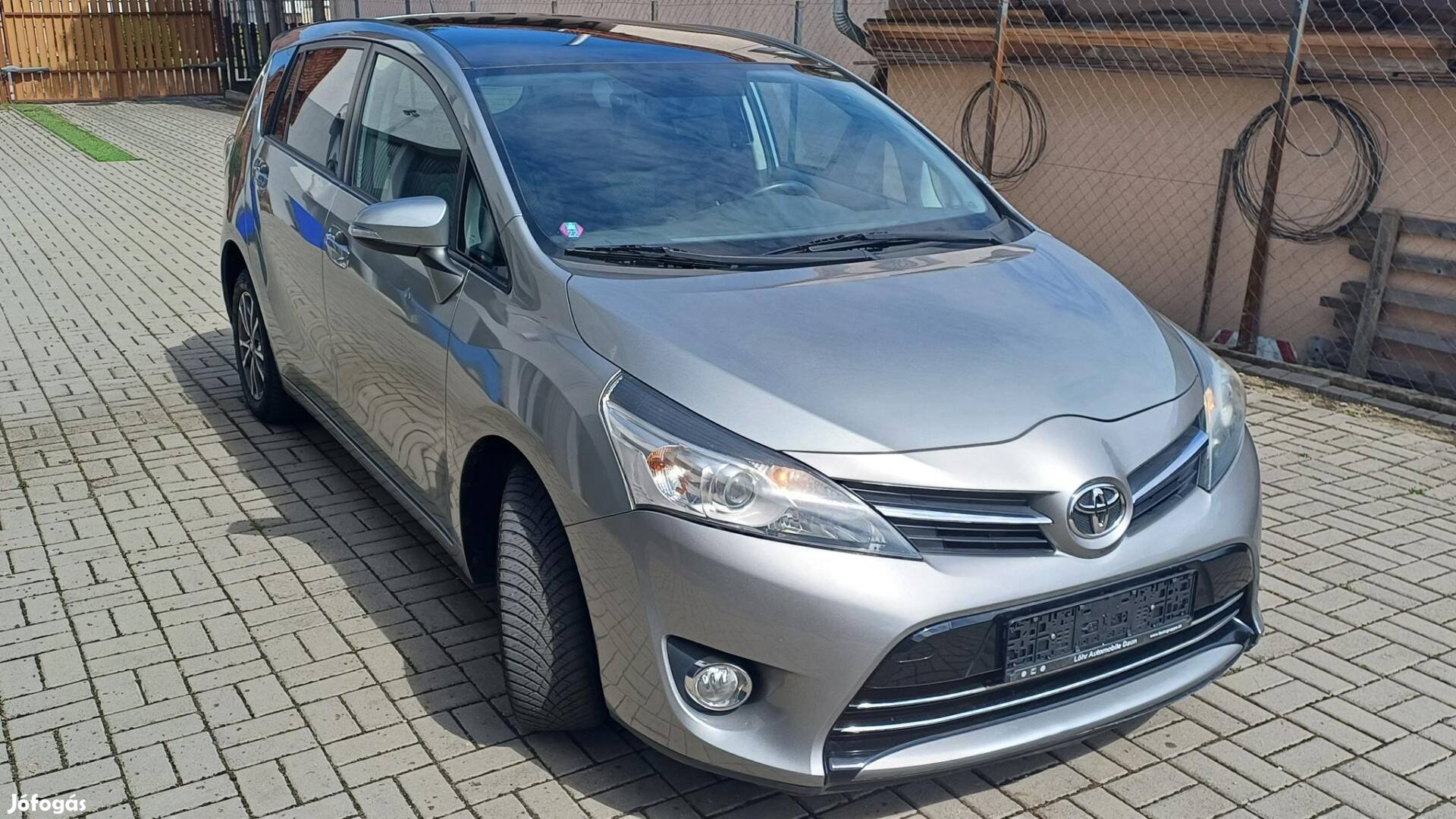 Toyota Verso 2.0 D-4D Sol 185E KM - Üvegtető -...