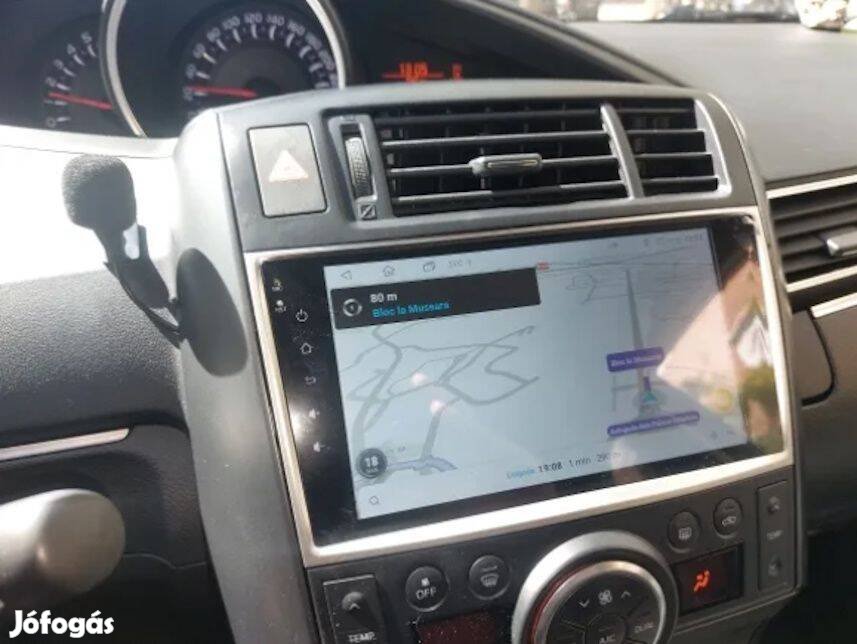 Toyota Verso Carplay Multimédia GPS Rádió Tolatókamerával