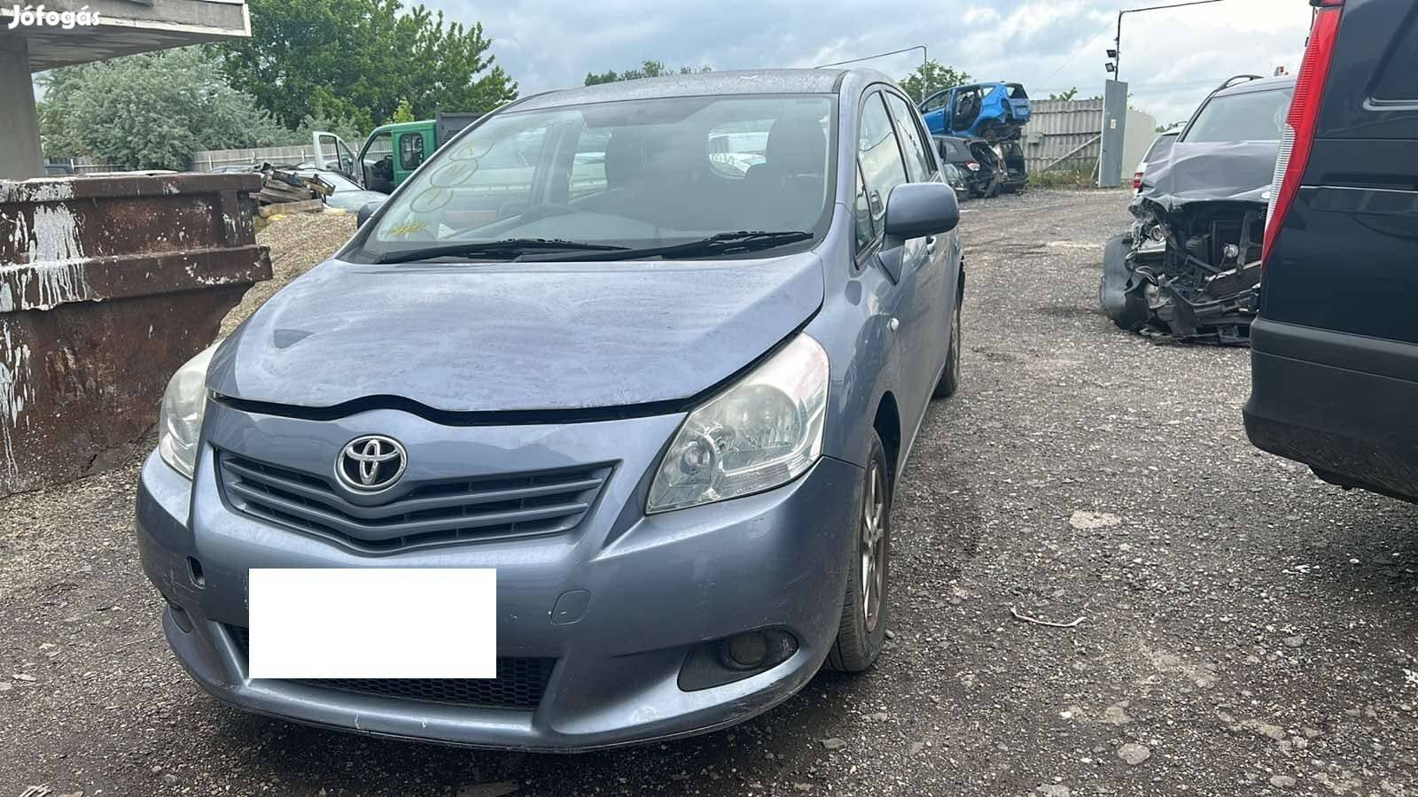 Toyota Verso d4d 2.0 2010 bontott minden alkatrésze eladó