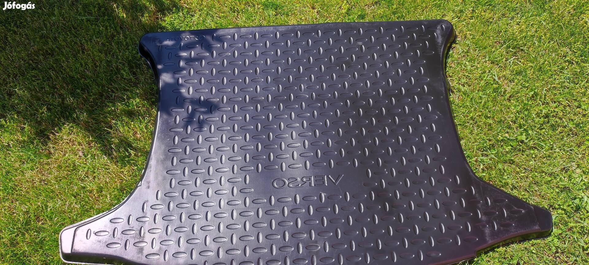 Toyota Verso gyári csomagtér tálca csomagtértálca jó állapotban.
