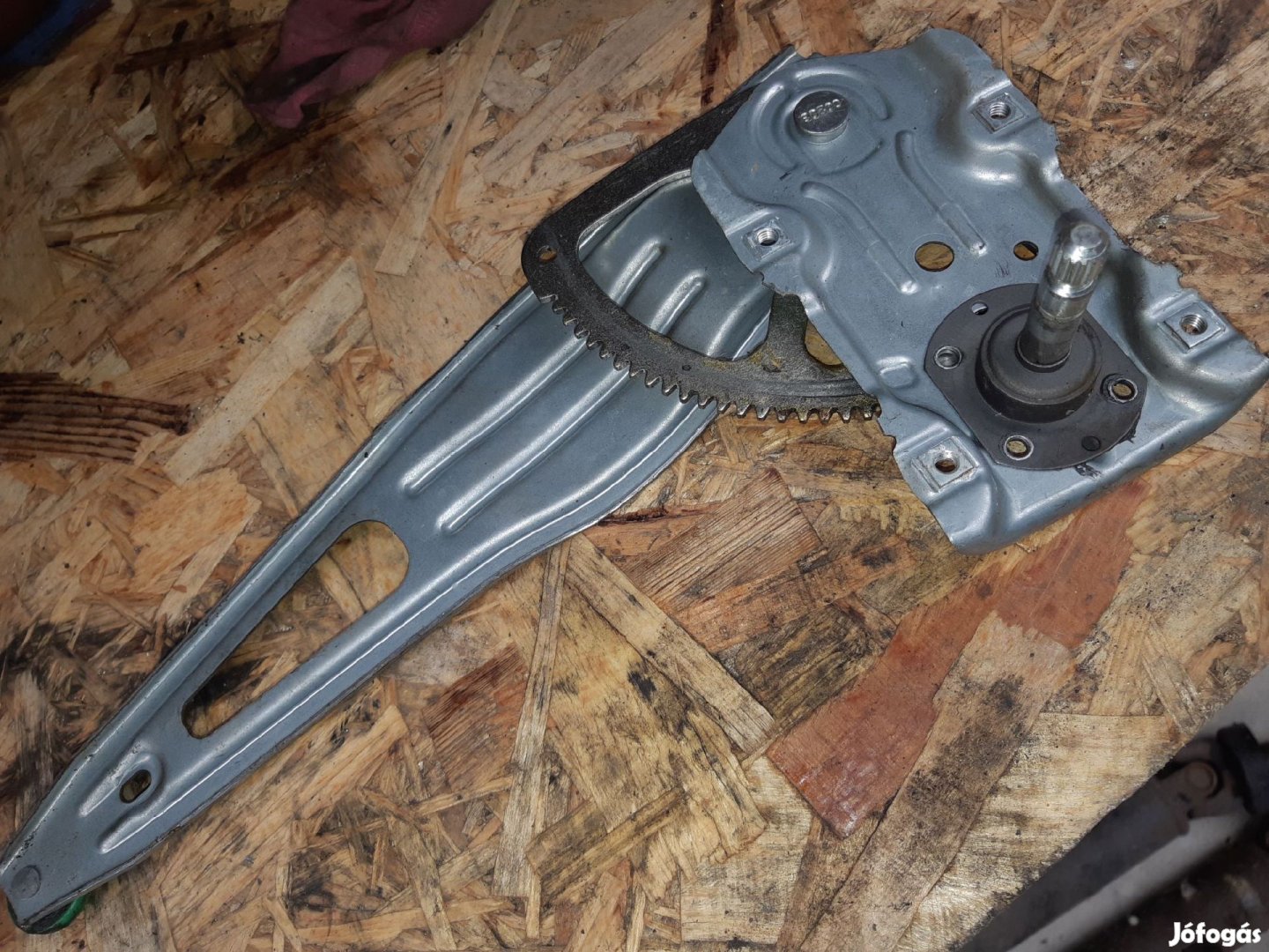 Toyota Yaris 05-10 Bal Hátsó Ablakemelő Szerkezet Mechanikus