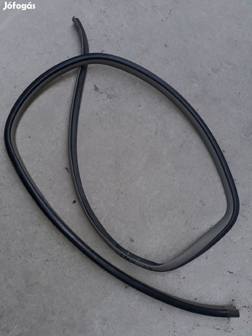 Toyota Yaris 05-10 Jobb Hátsó Ajtó Gumikéder