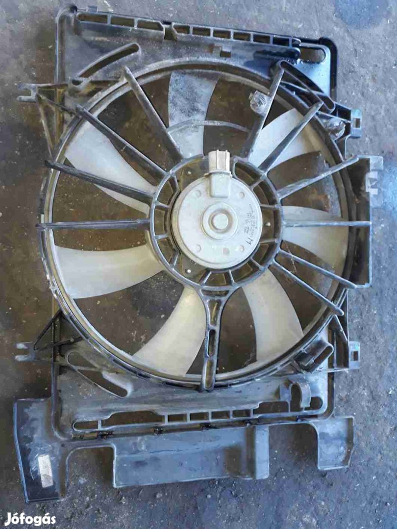 Toyota Yaris 05-10 Vízhűtő Ventilátor