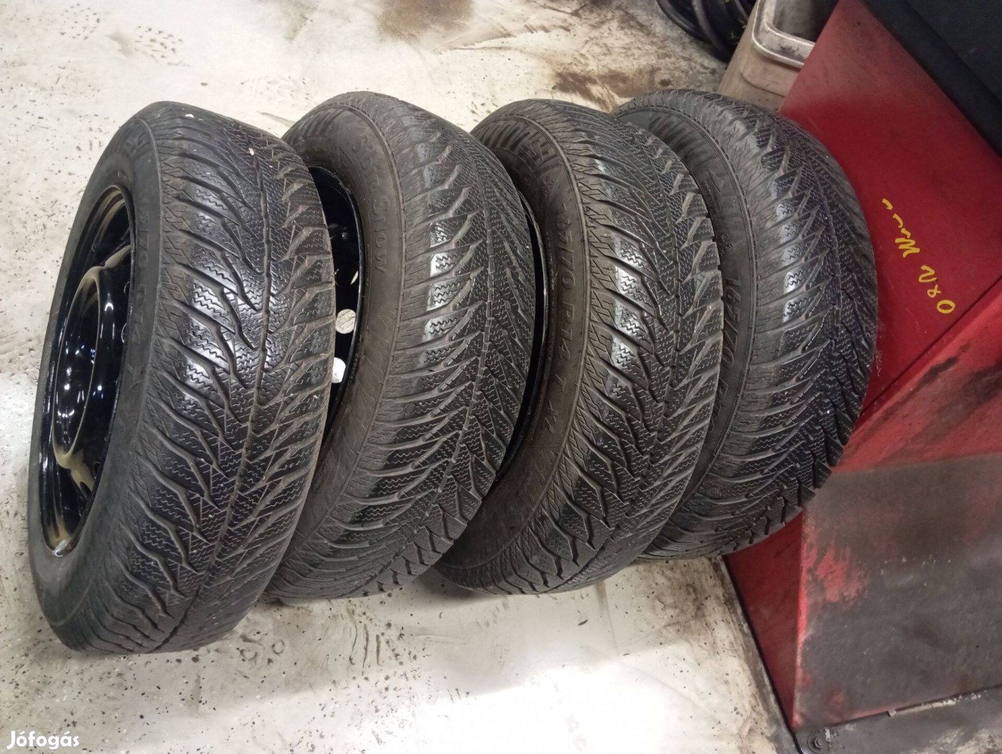 Toyota Yaris 14-es Téli kerekek 165/70R14 téli gumi + felnik
