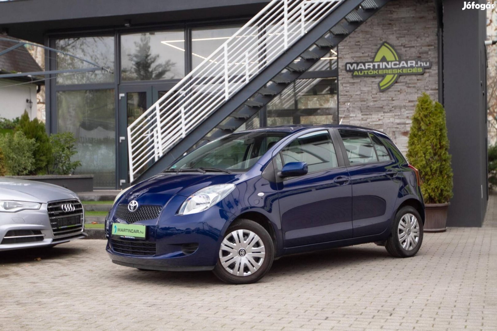 Toyota Yaris 1.0 998 Ice Dark Blue Metallic +El...