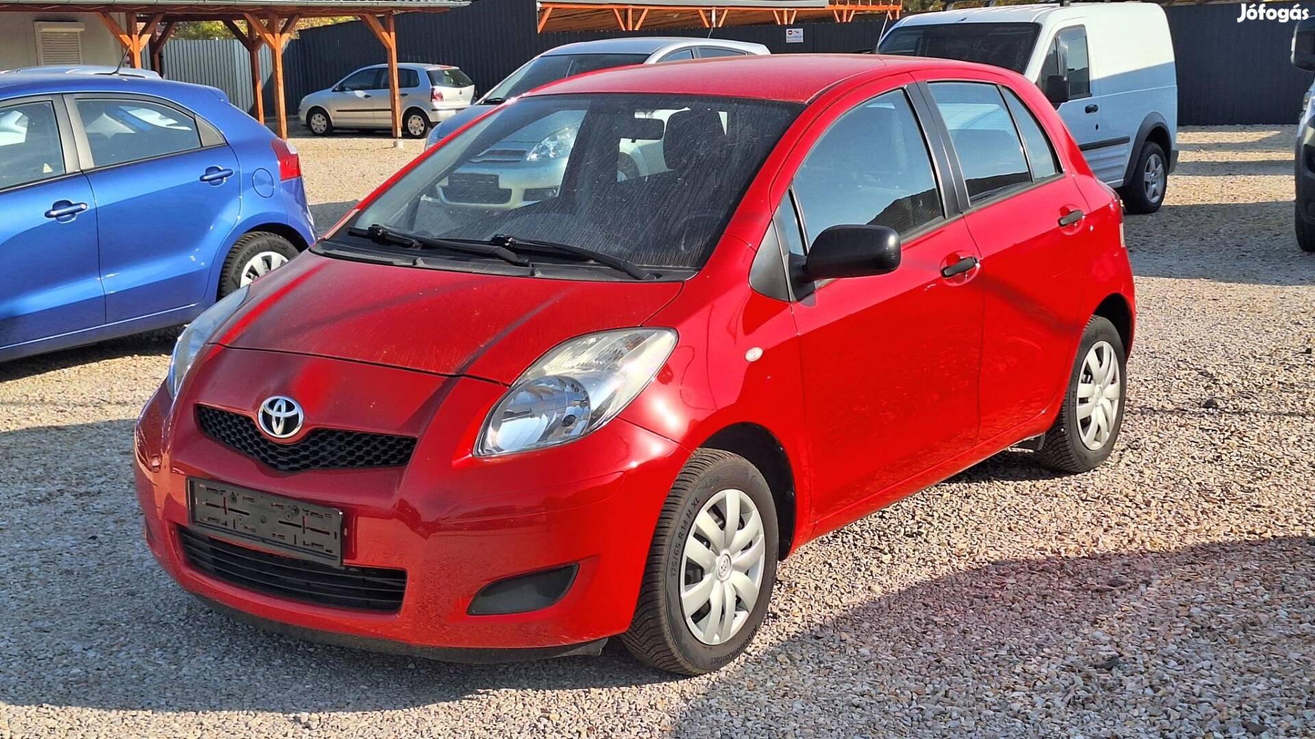 Toyota Yaris 1.0 LIFE Első tulajdonostól. sérül...