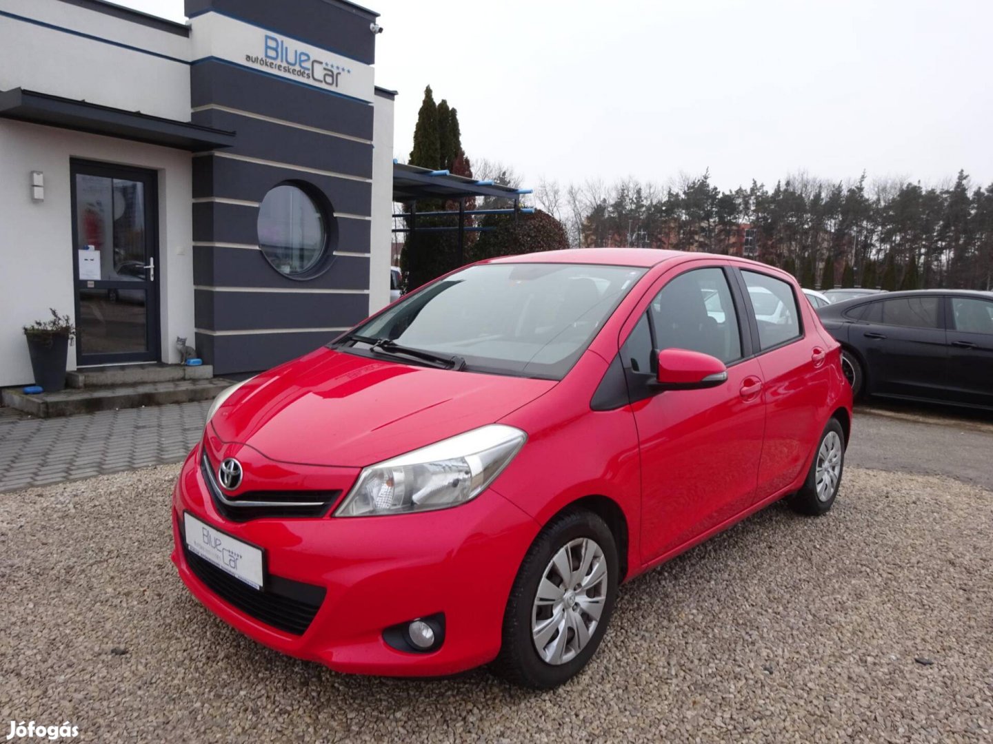 Toyota Yaris 1.0 LIFE Megbizható BenzinesTola