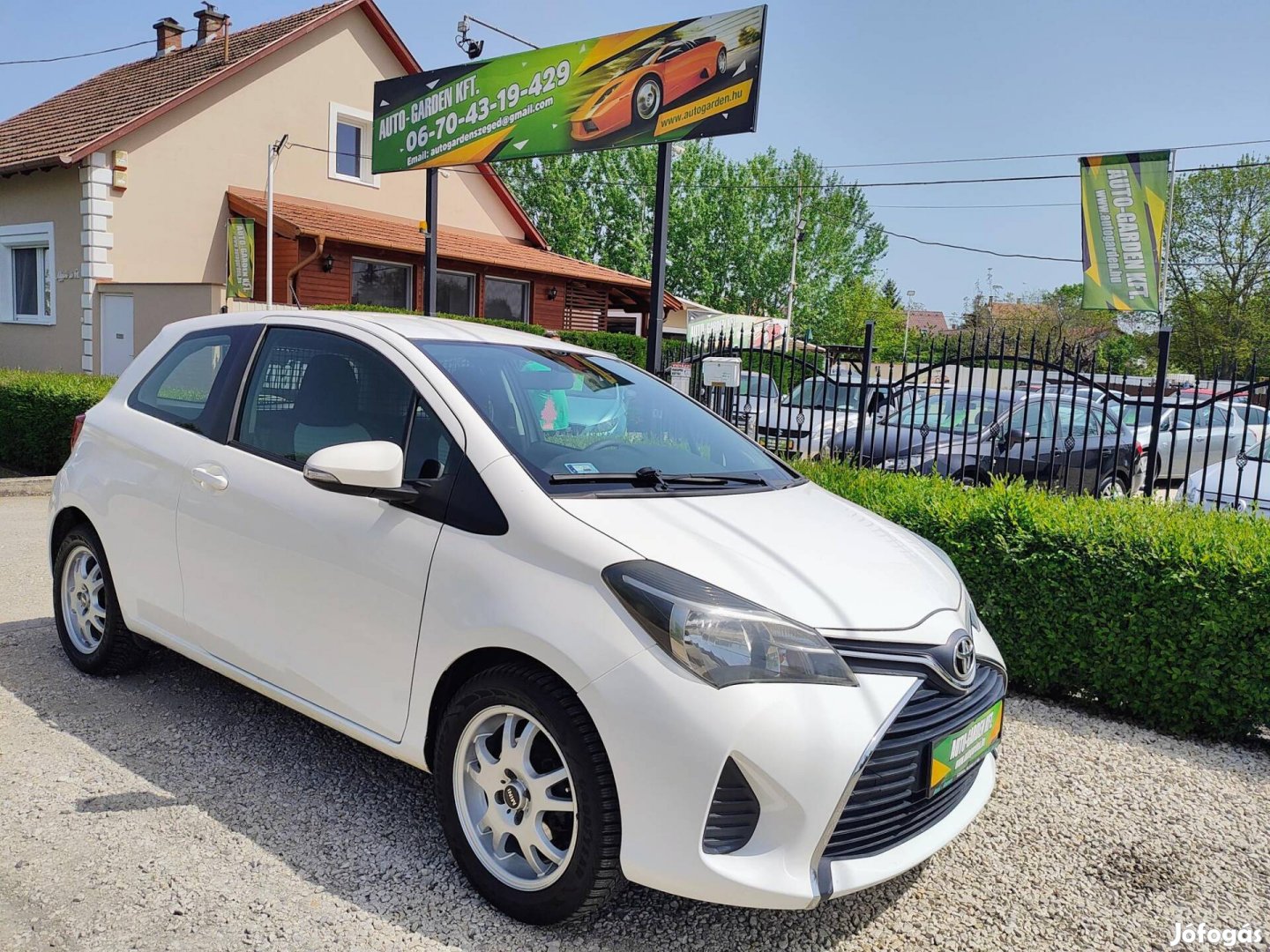 Toyota Yaris 1.0 Live 2-Személyes TGK!!Azonnal...