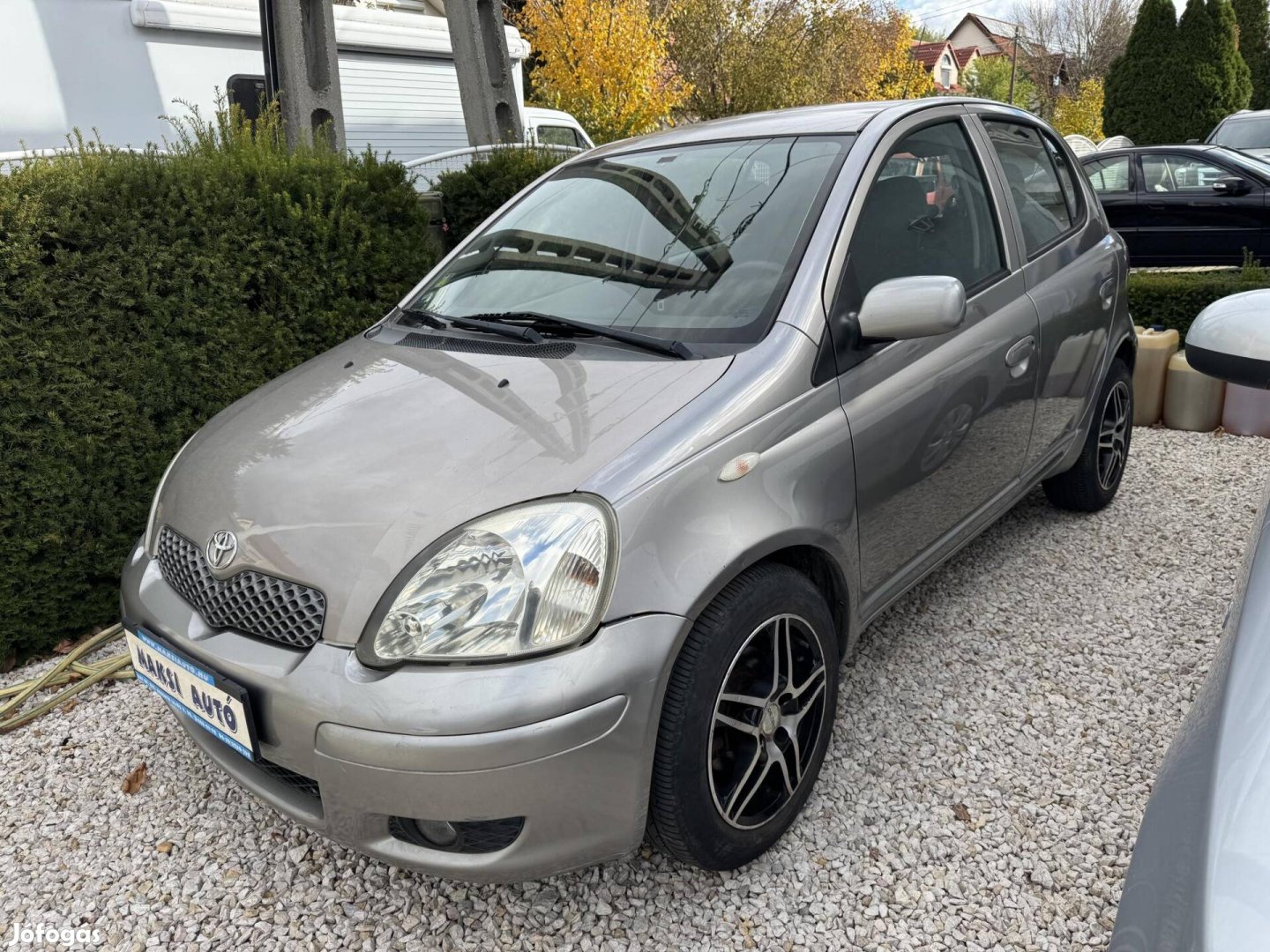 Toyota Yaris 1.0 Sol Grafitmetál!