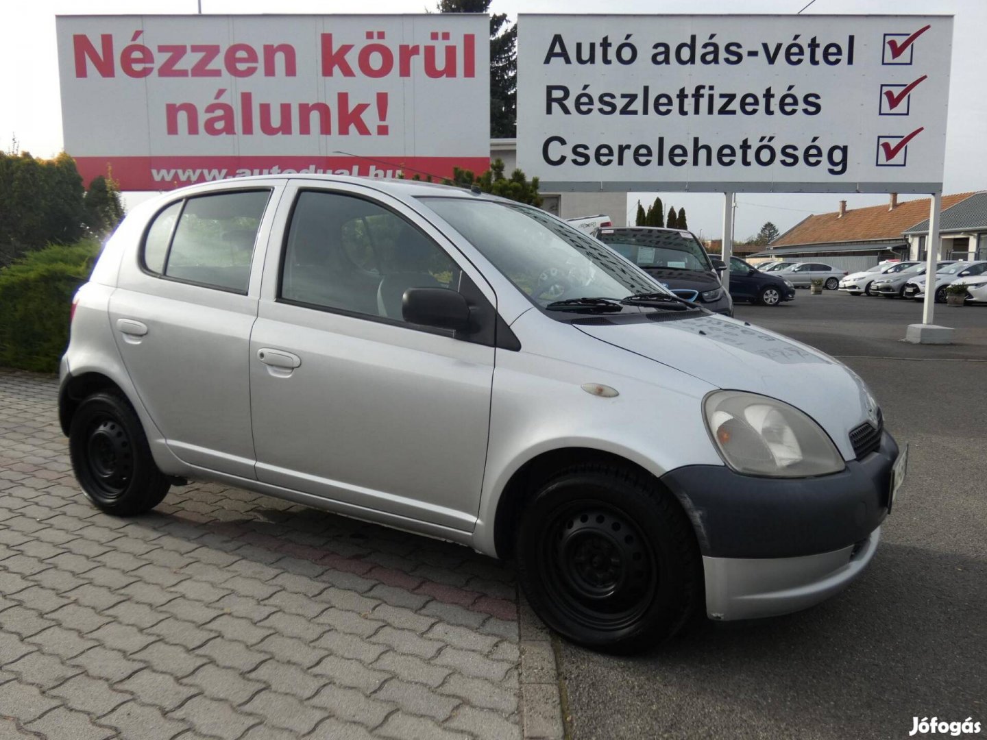 Toyota Yaris 1.0 VVT-i Linea LUNA Friss