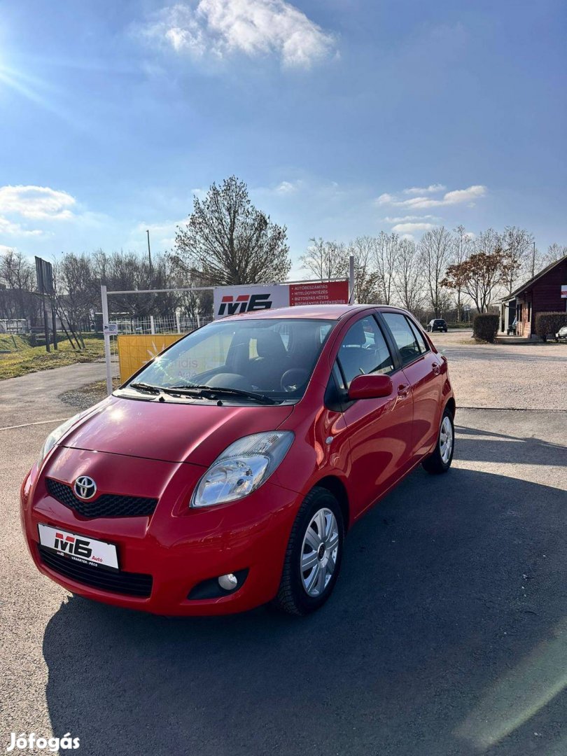 Toyota Yaris 1.33 Active+Cool Szervizkönyves Sz...