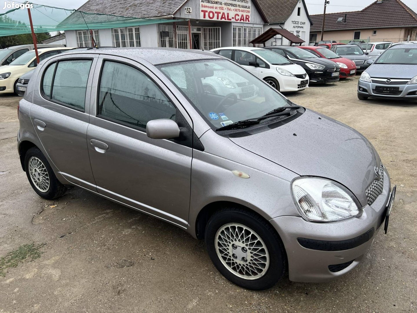 Toyota Yaris 1.3 Blue