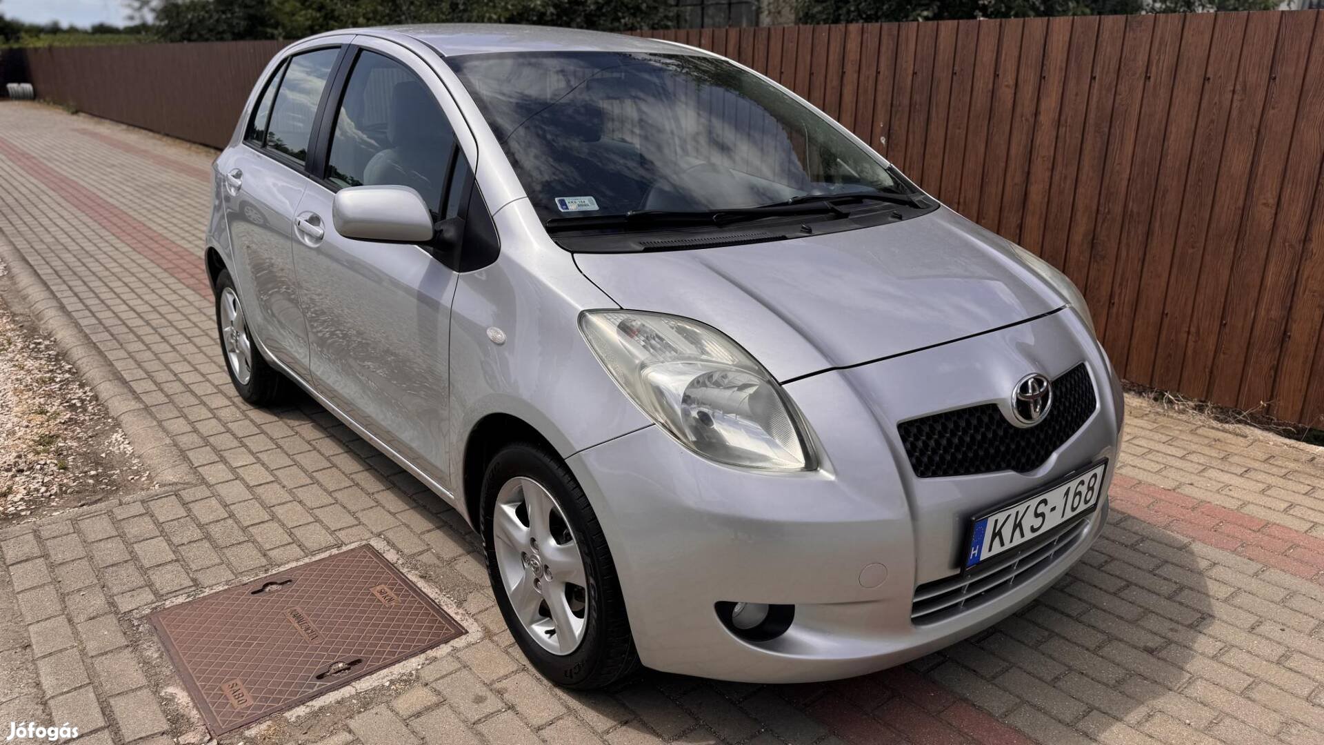 Toyota Yaris 1.3 Exe Magyarországi! Kulcsnélkül...