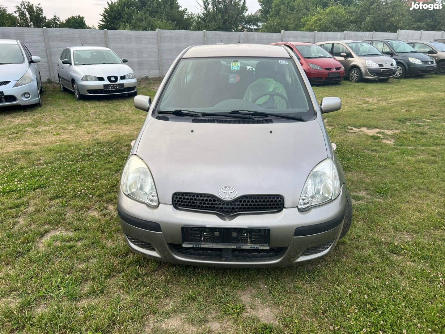 Toyota Yaris 1.3 benzines alkatrészek eladók