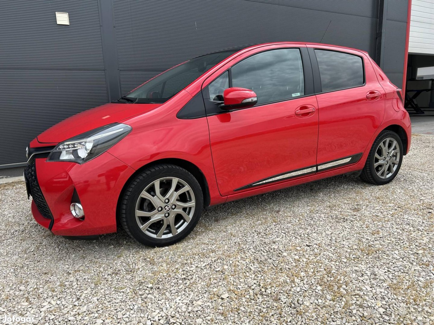 Toyota Yaris 1.4 D-4D Lounge Skyview Panoráma/K...