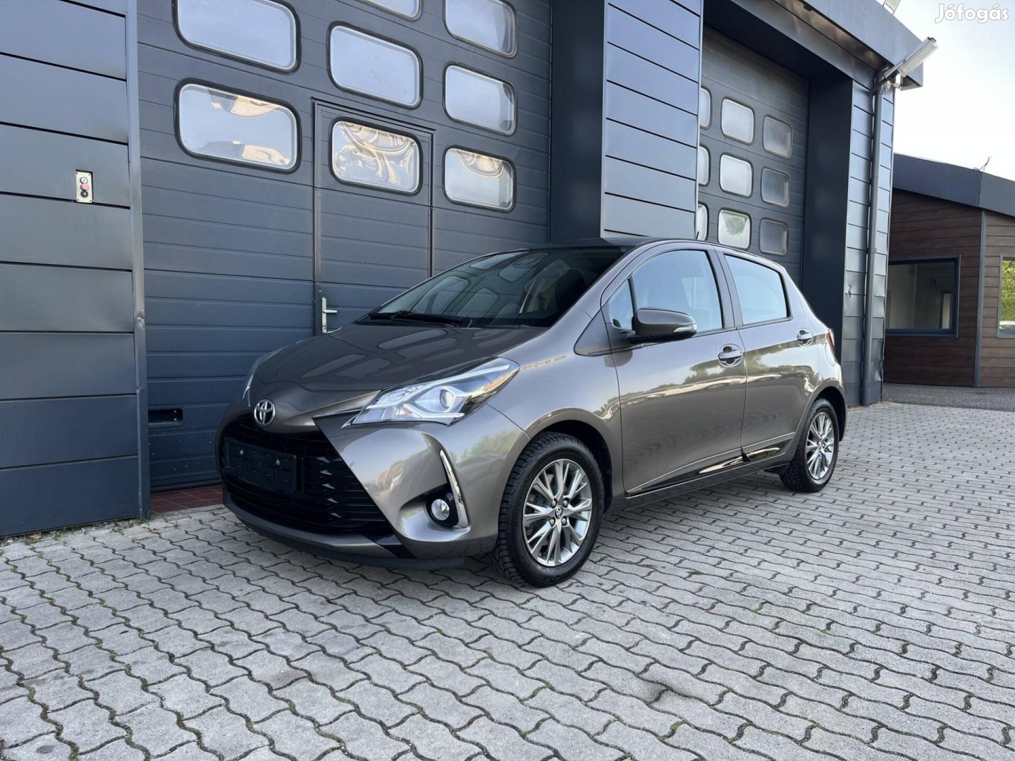 Toyota Yaris 1.5 Dual VVT-iE Comfort Szervizkön...