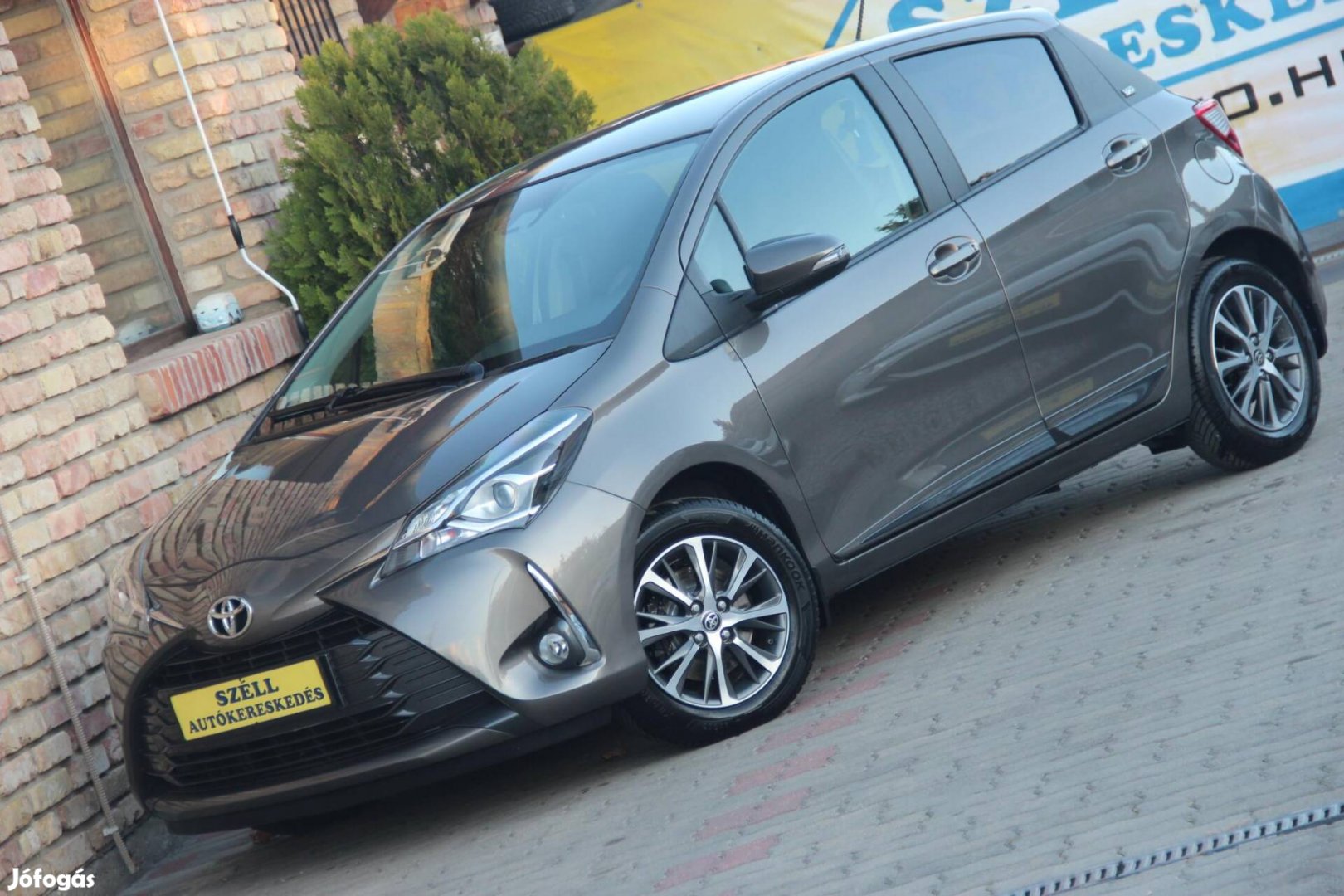 Toyota Yaris 1.5 Dual VVT-iE Trend Y20 AC // To...