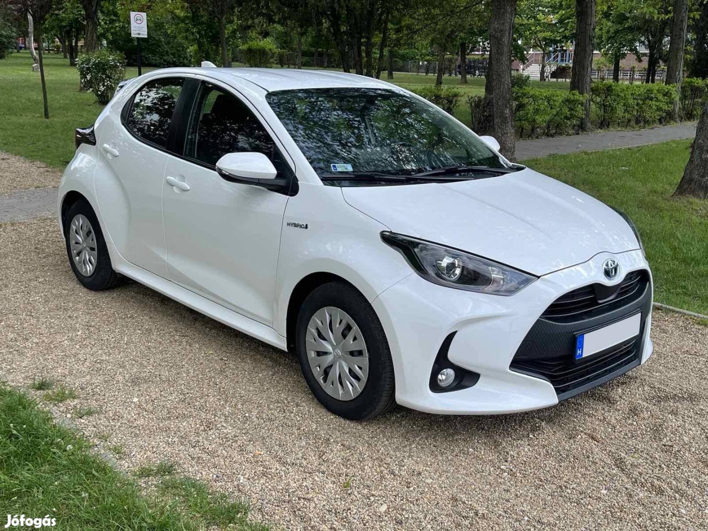 Toyota Yaris 1.5 Hybrid Active e-CVT 21209 KM!!...