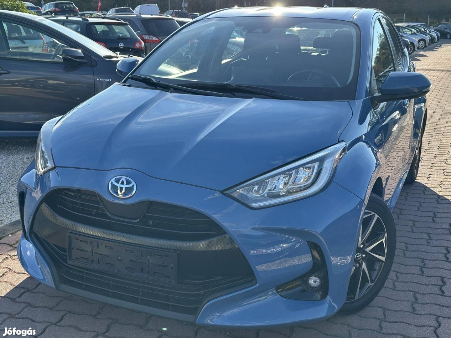 Toyota Yaris 1.5 Hybrid Comfort e-CVT LED Kijel...