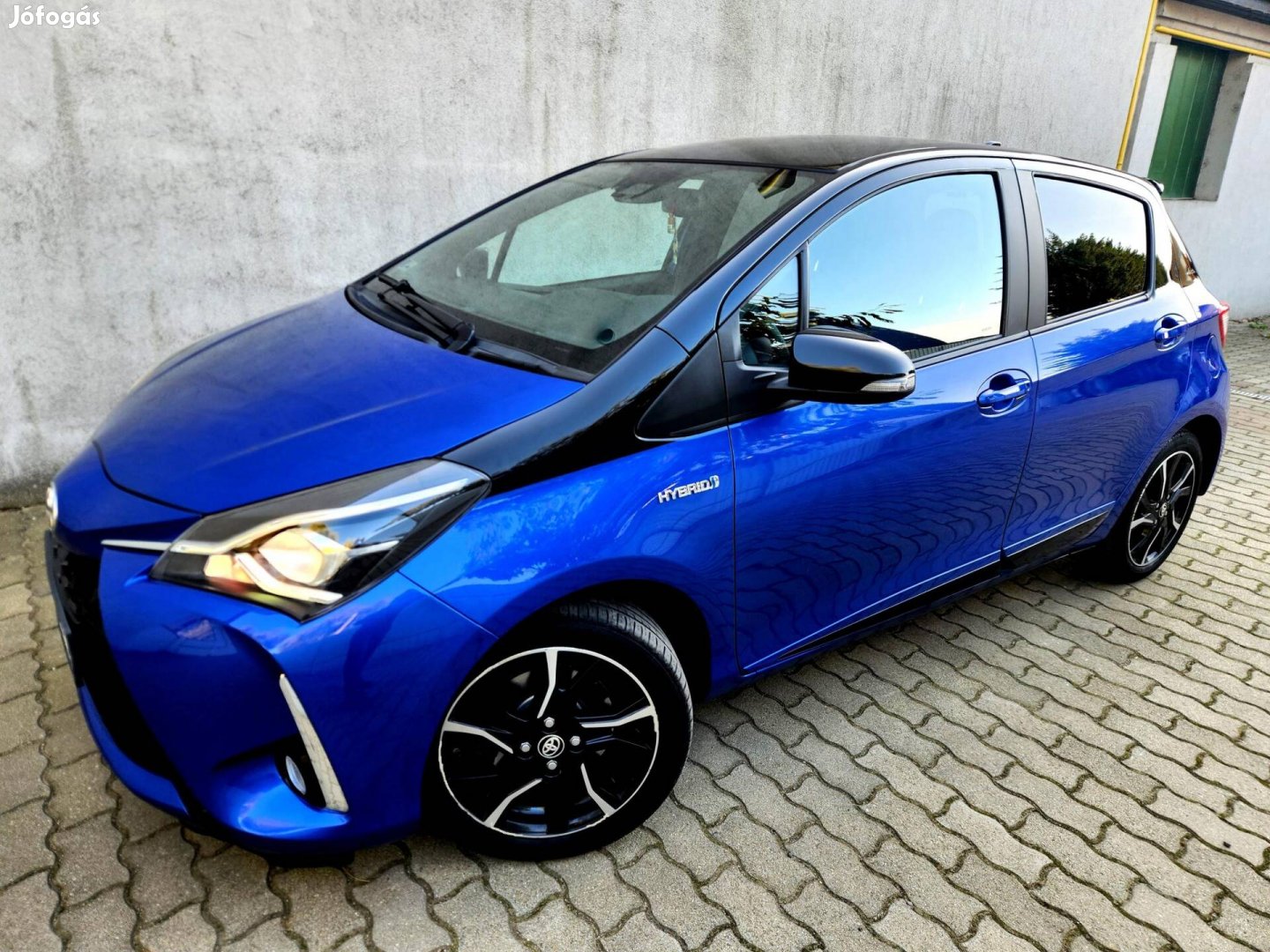 Toyota Yaris 1.5 VVT-i Hybrid Selection Blue e-...