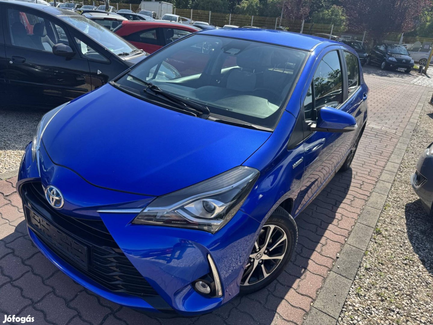 Toyota Yaris 1.5 VVT-i Hybrid Selection Blue e-...