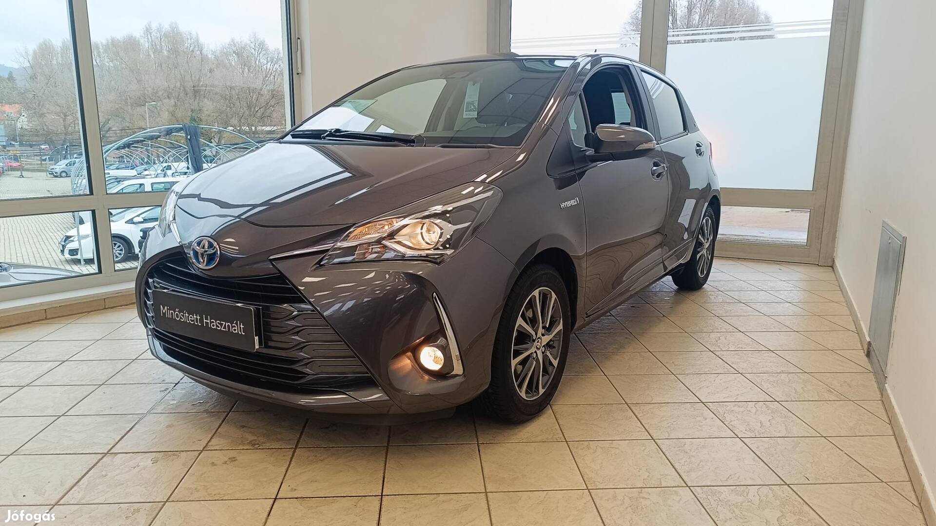 Toyota Yaris 1.5 VVT-i Hybrid Trend Y20 e-CVT M...