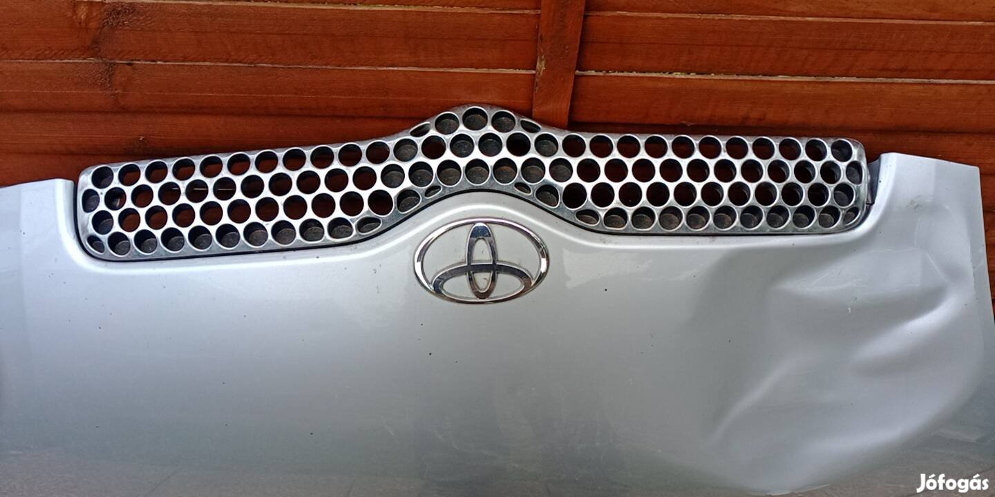 Toyota Yaris 1-es motorháztető 