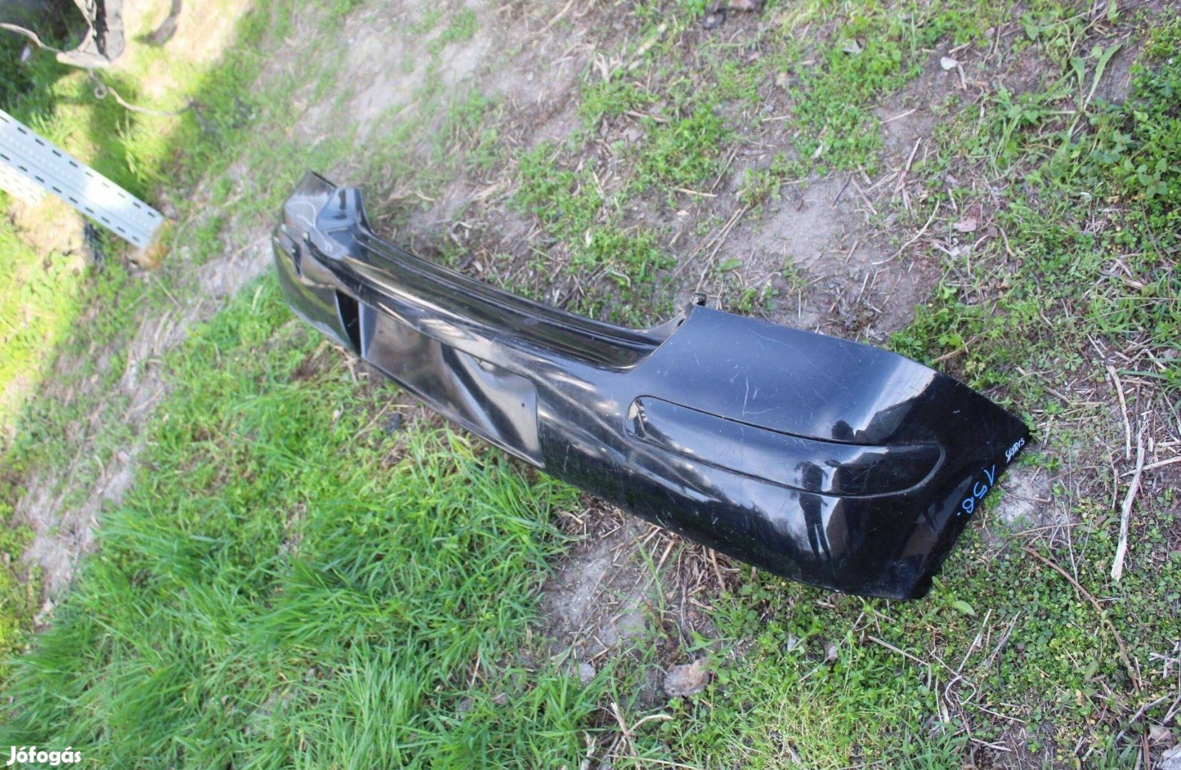 Toyota Yaris 1 hátsó lökhárító (156)