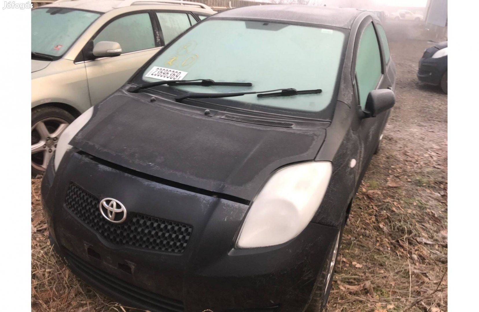 Toyota Yaris 2008 1.3 3 ajtós bontott minden alkatrésze eladó
