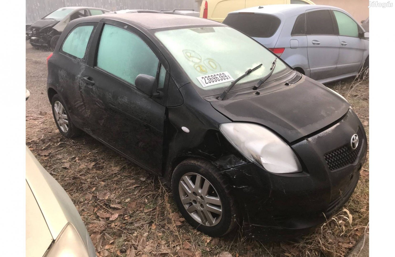 Toyota Yaris 2008 1.3 bontott minden alkatrésze eladó