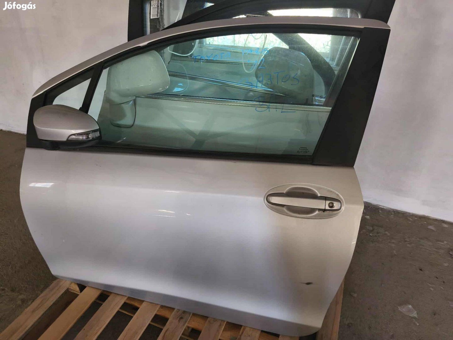 Toyota Yaris 2011-2015 XP130 jobb , bal visszapillantó tükör