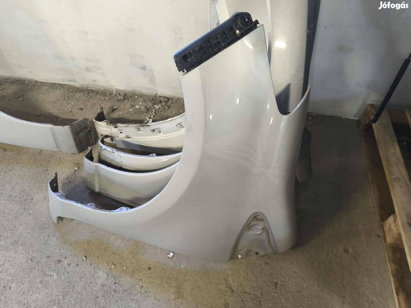 Toyota Yaris 2011-2015 XP130XP150 bal első sárvédő