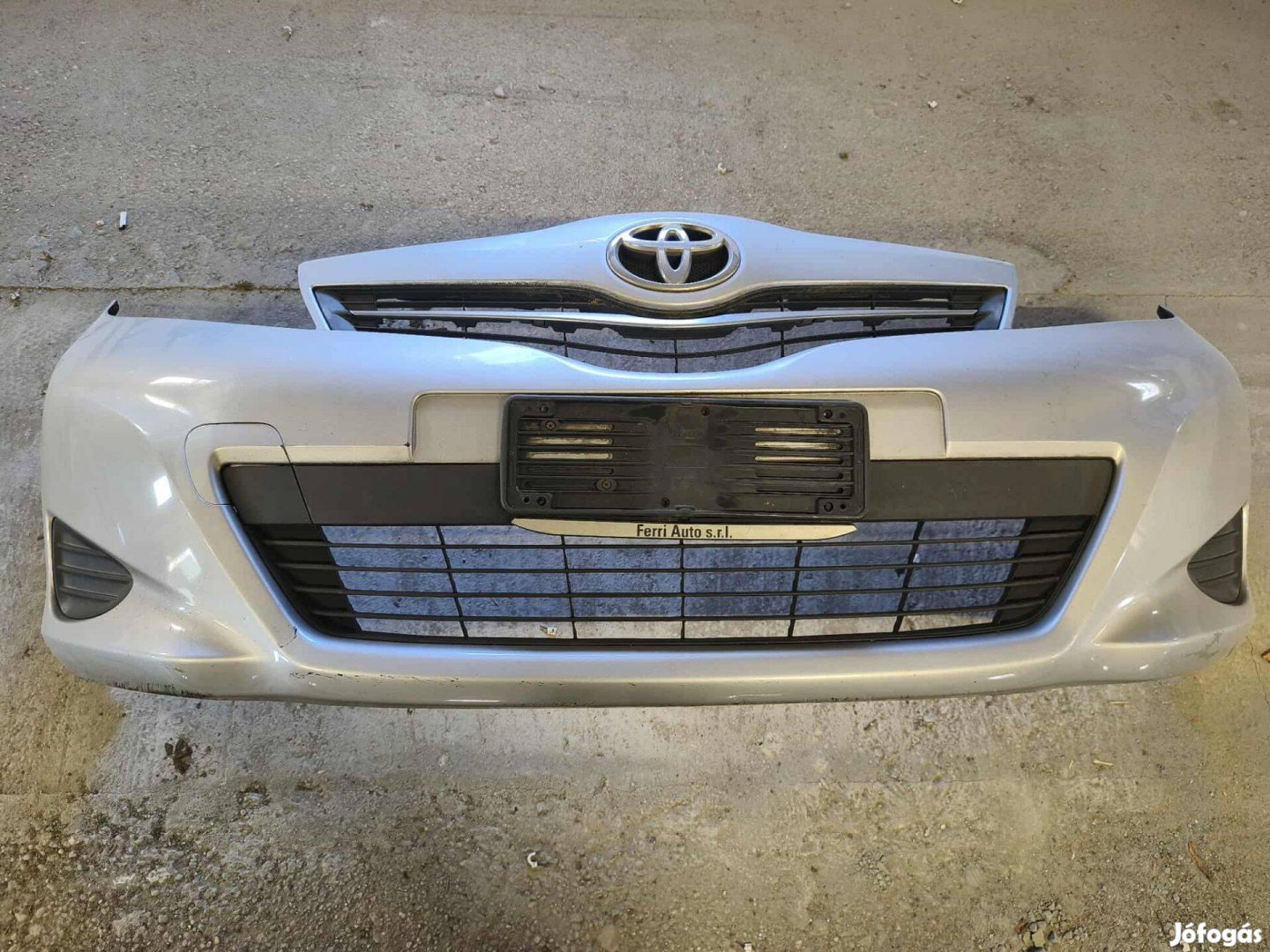 Toyota Yaris 2011-2015 (XP130/XP150) első lökhárító