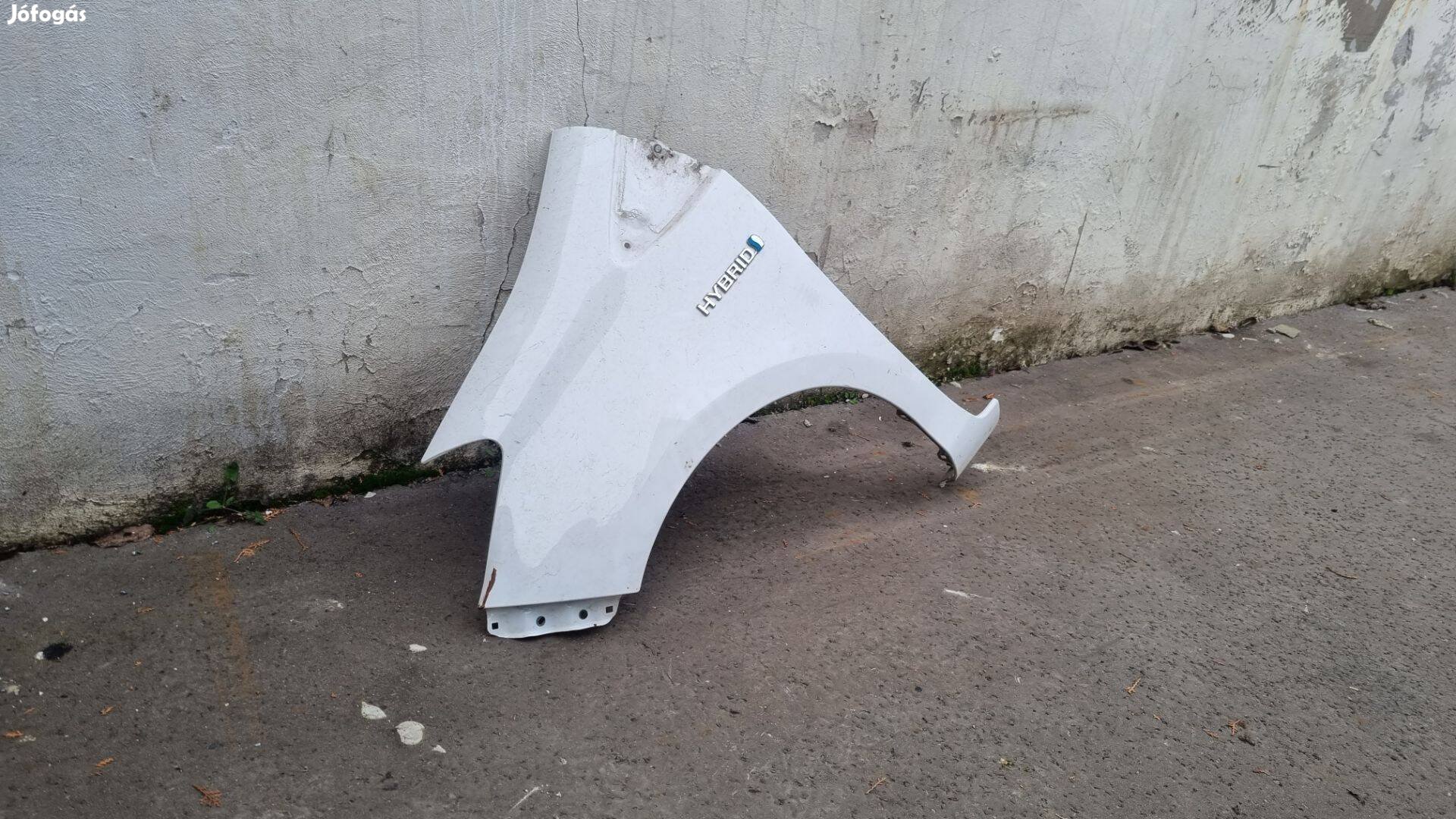 Toyota Yaris 2011-20 Bal első sárvédő