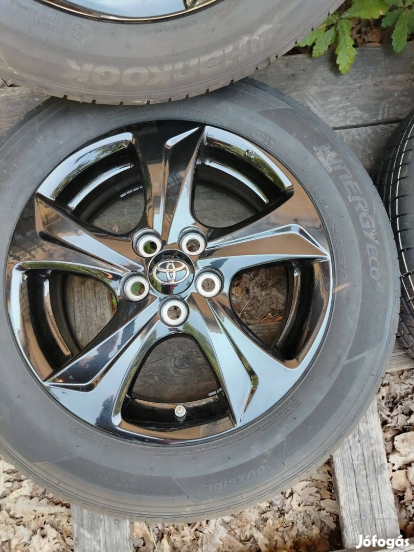 Toyota Yaris 2020-2024 Alufelni új 185/65r15 Nyárigumival *ár/db!