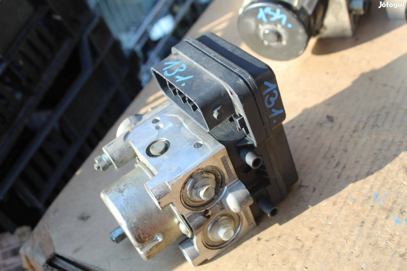 Toyota Yaris 2 2005-2008 ABS kocka 44510-52460 (131)